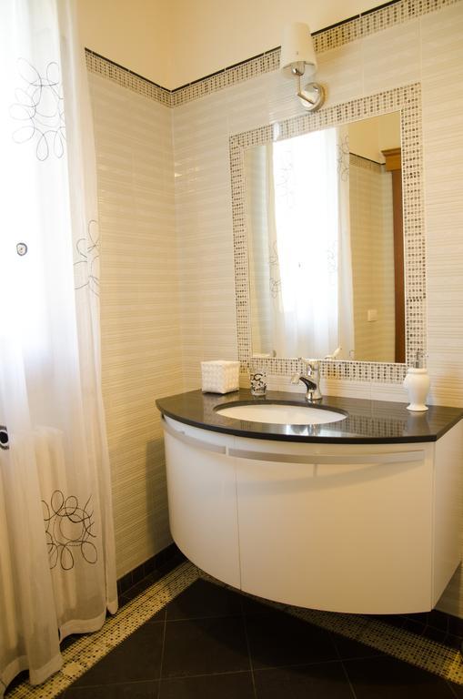 B&B Serena Prato Szoba fotó